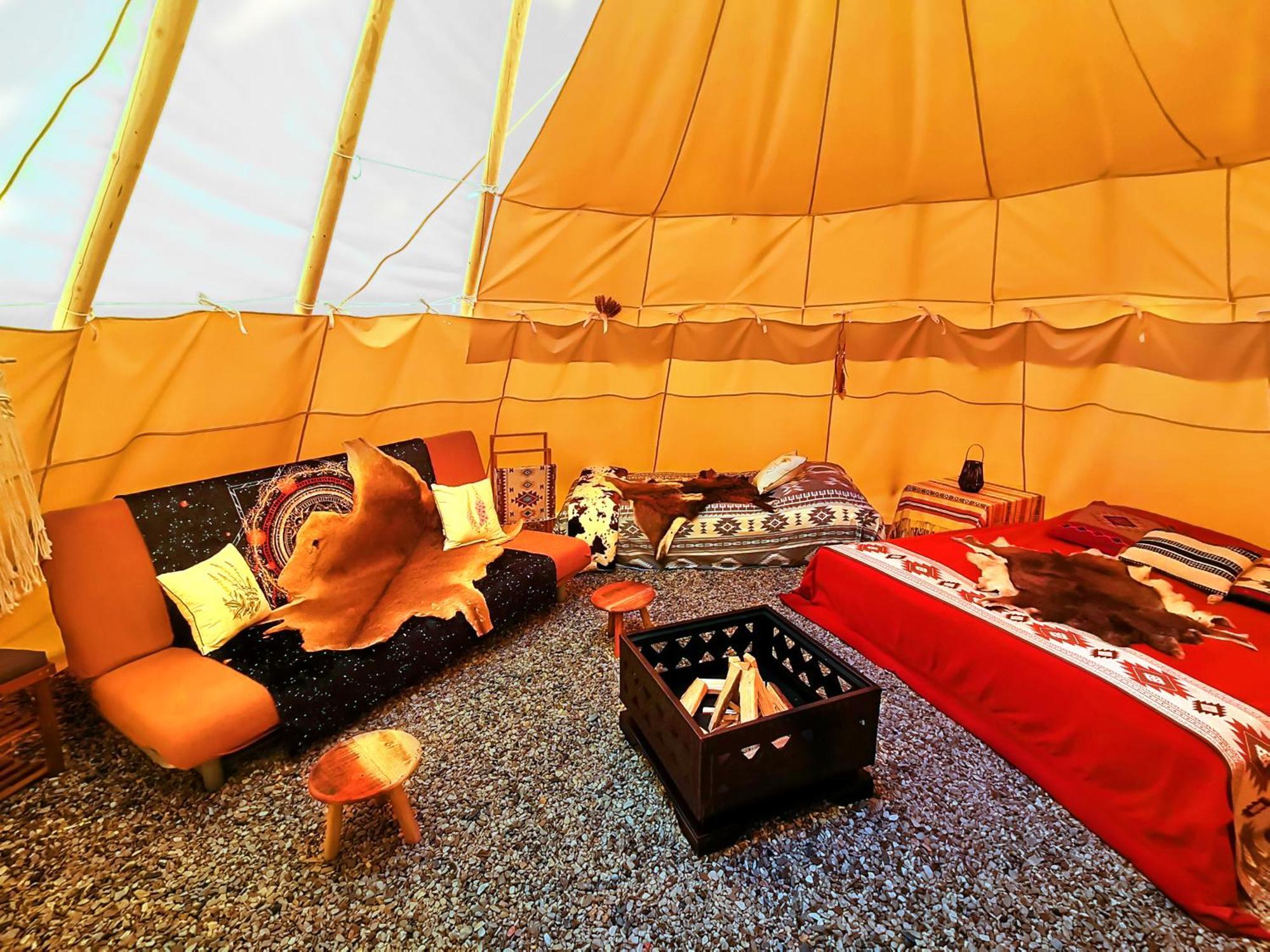 Teepee Camp Lounky Hotel Chodouny Ngoại thất bức ảnh