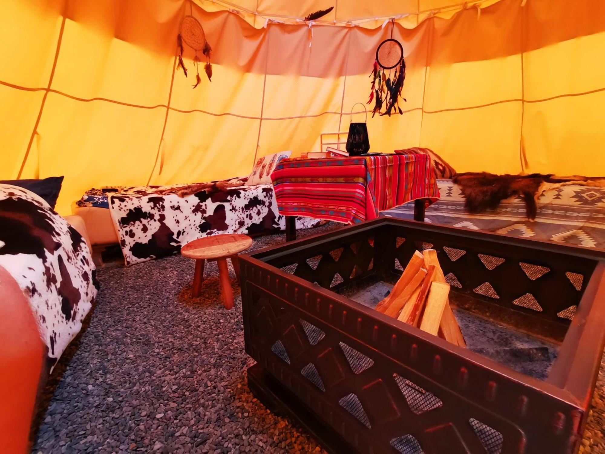 Teepee Camp Lounky Hotel Chodouny Ngoại thất bức ảnh